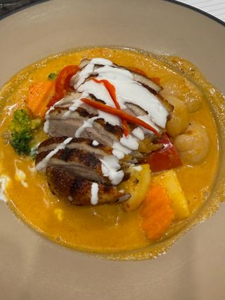 Pineapple Roast Duck Curry